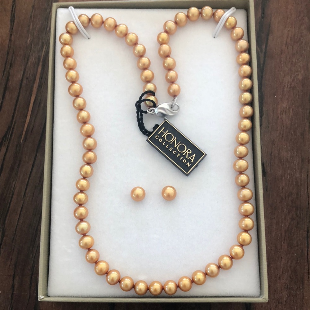 Honor Collection Pearl Set